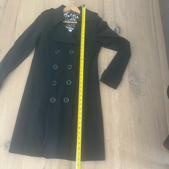 Vertigo Paris Black Double-Breasted Coat - Picture 7 of 8